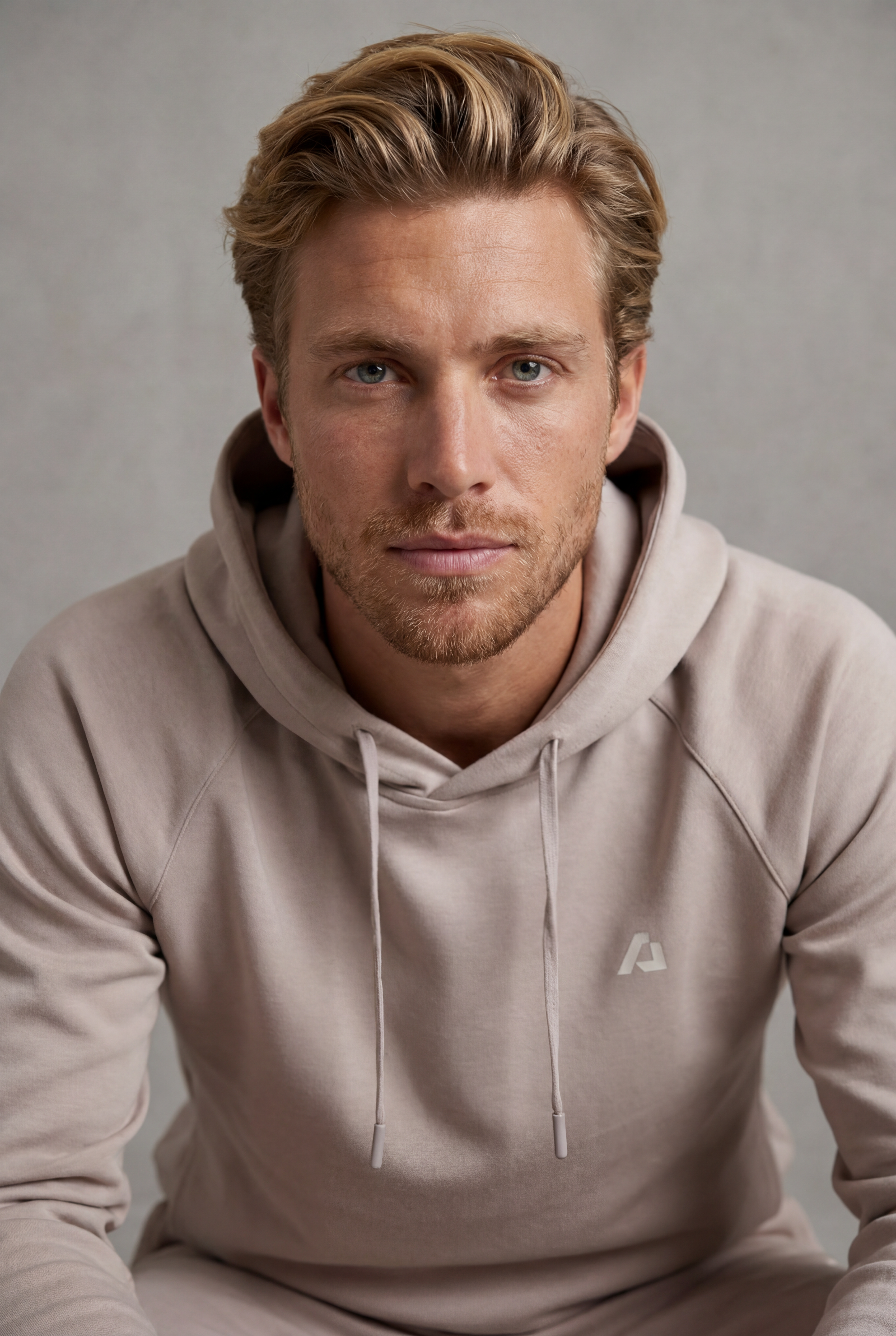 Ease8™ Lounge Hoodie - Taupe