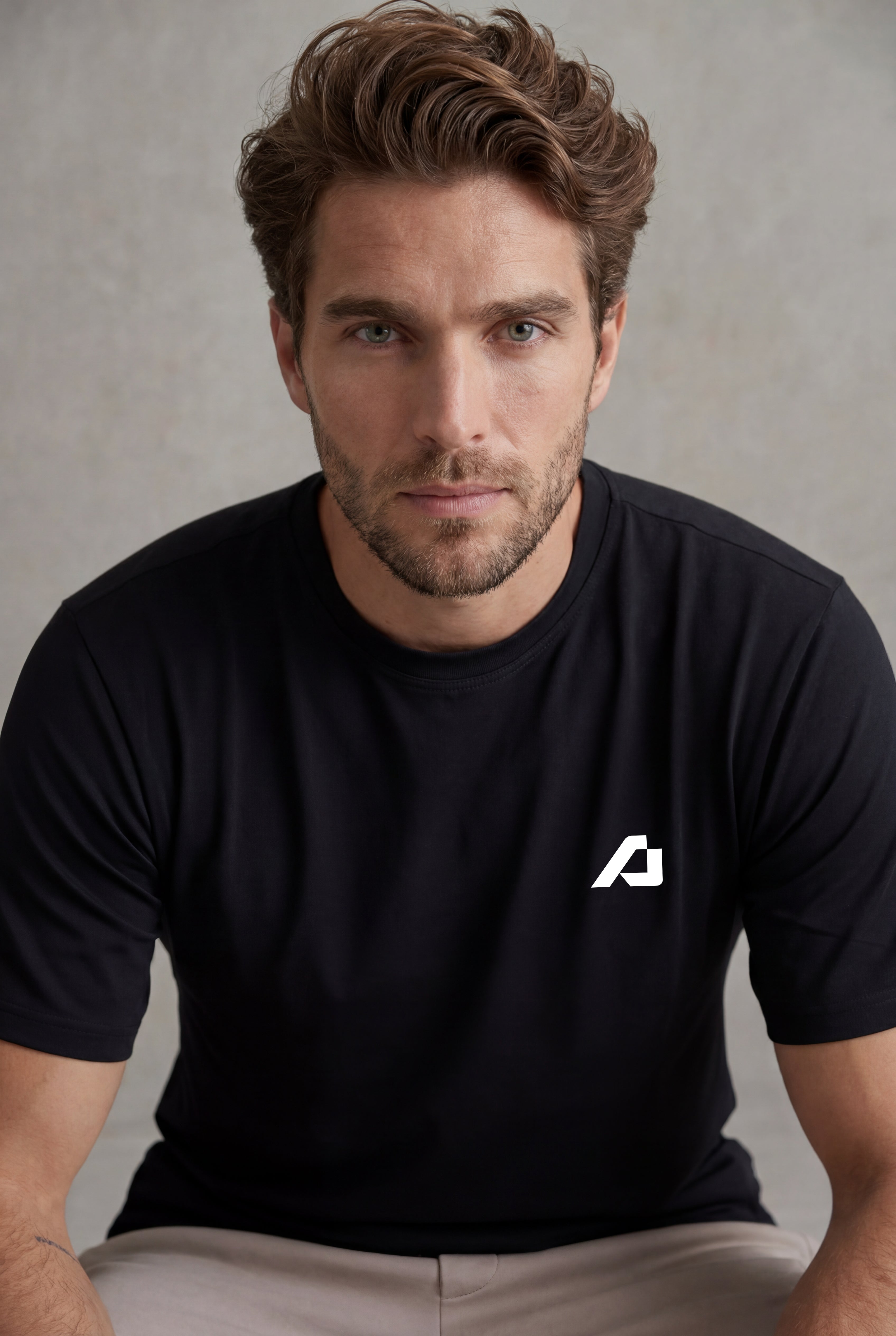 Essential Crew T-Shirt Men - Black
