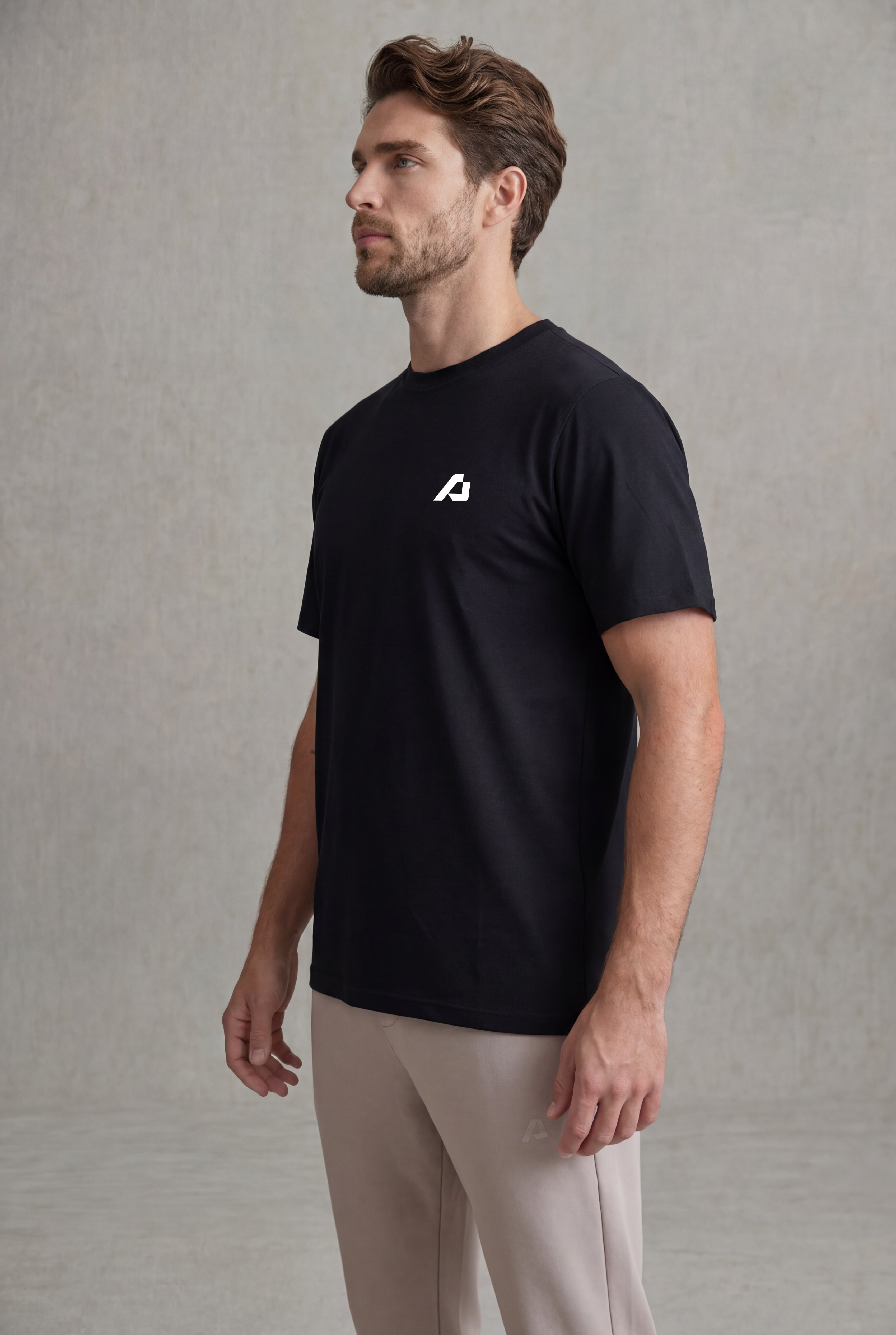 Essential Crew T-Shirt Men - Black