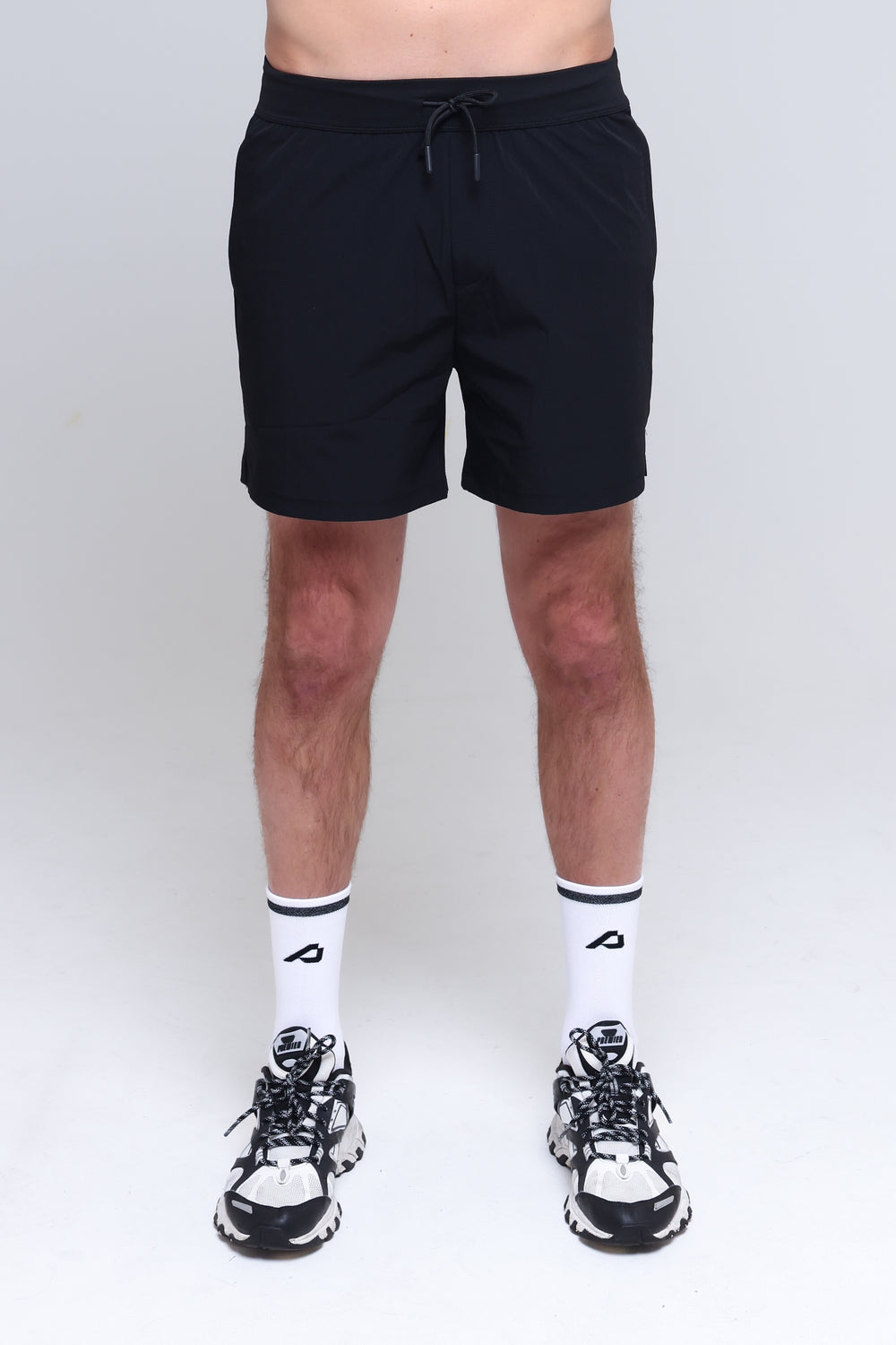 Perform8™ Short - Black
